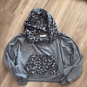 Zenana Outfitters Gray Leopard Print Hoodie